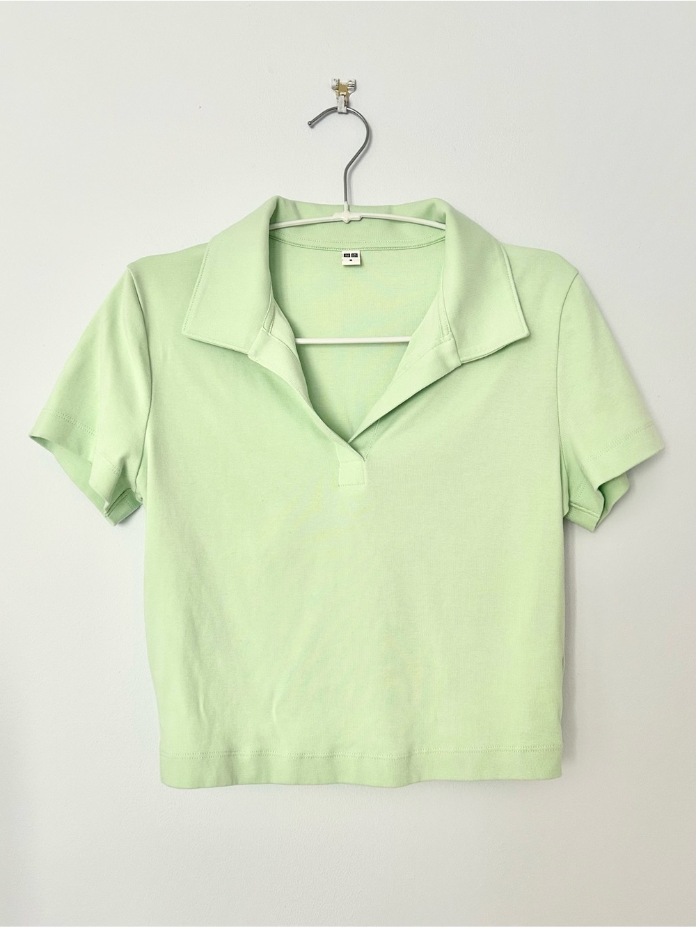 🍧 2/$20 UNIQLO cropped short sleeve polo shirt (soft light green)
